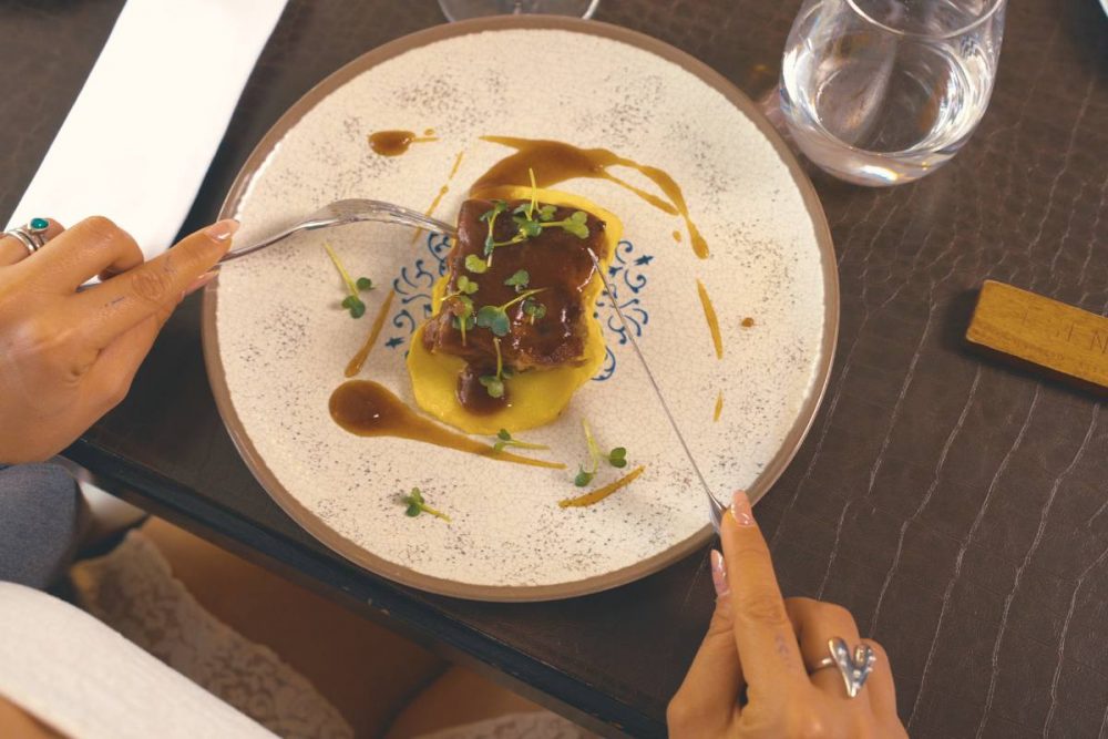 Escapada romántica con spa en A Coruña con menu degustacion
