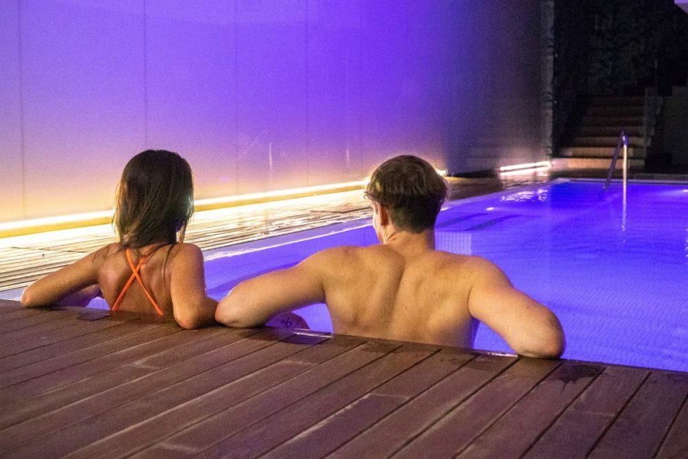 Alojamiento para dos personas con spa privado incluido en A Coruña